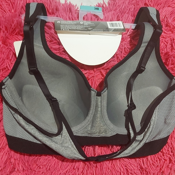 Women Bra - Picture 2 of 2